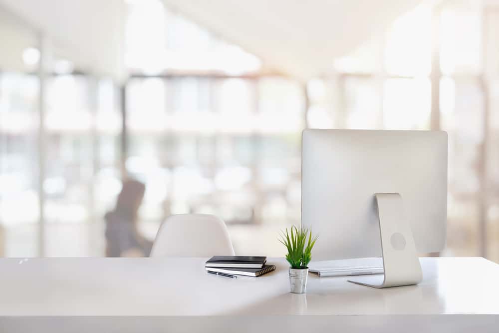 How to Start an Office Clean Desk Policy (and Why It’s Essential)